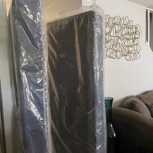 Queen size split box spring